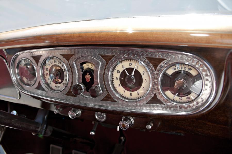  Packard Twelve Close Coupled Limousine 1935 года  (фото 9 из 28)
